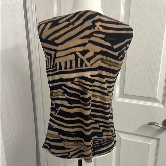 Nina Leonard Zebra Patterned 2 piece set Jacket with Tank top - Picture 11 of 13